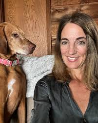 Penny agrees. Her thought themes include more food, walks and touch. Dogs  are simple and honest. It's a good reason why we like them. She came over  and listened intently as I