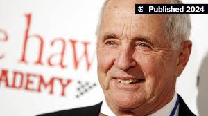 William A. Anders, 90, Dies; Flew