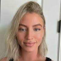 Diane Dimon's Instagram, Twitter & Facebook