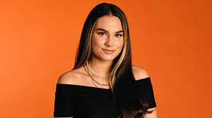 The princess charming is a disney entertainment trained performer, formerly made appearances. Princess Charming Diese 20 Frauen Kampfen Um Irina Schlauch Stern De
