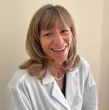 Low Vision Optometrist in Virginia