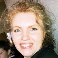 Amy Cerda's Instagram, Twitter & Facebook