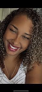 Stephanie Almanzar's Instagram, Twitter & Facebook