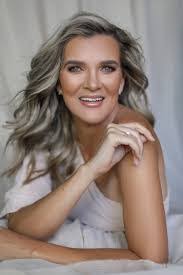 Donna Lohbauer's Instagram, Twitter & Facebook