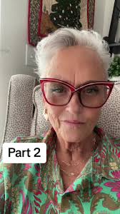 Laurie P (@thewineladylauriep)