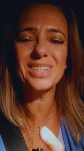 8 de Março- Dia da mulher! , Que sempre estejamos unidas e prontas a  amparar umas as outras.🥰❤🌹