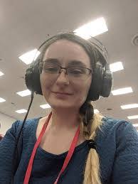 Kimberly Kiser's Instagram, Twitter & Facebook