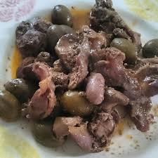 Durelli, fegatini e cuori di pollo in rosso. Pancine E Fegatini Ricetta Campidanese