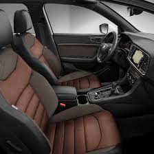 Hello and welcome to lans mobility!in today's video, we'll take an up close and in depth look at the 2022 seat ateca xperience.this one has the colour black. Seat Ateca Design Seat