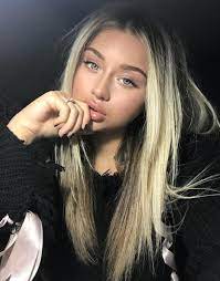 uploaded by find images and videos about blond beautiful girl and gorgeous girls on we heart it the app to pretty blonde girls blonde girl selfie beauty