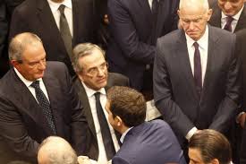 Κηδεια κυριακοσ μητσοτακησ κωνσταντινοσ μητσοτακησ λαϊκο προσκυνημα. Oloi Mazi Oi Prwhn Prw8ypoyrgoi Sthn Khdeia Mhtsotakh Se Mia Syllektikh Fwtografia Thecaller