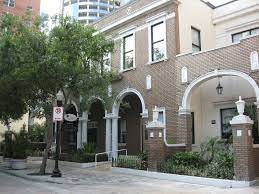 The Carey Hand Funeral Home In Downtownorlando Was The First In Florida To Have A Chapel The 1925 Crematorium Wa Downtown Historic Buildings Downtown Orlando