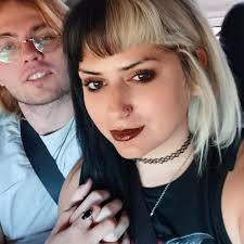 Are there any pet food pantrys in Modesto or nearby?