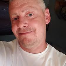 It's me I am that ONE person !!! Ok there is a few of us Cathy Yeager  Egbert Sarah Sager 🤣🤣🤣🤷🏼‍♀️