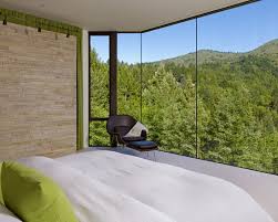 Floor to ceiling windows is a trend style for making a new effect that can make your home shine more. 20 Bedroom Design Ideas With Floor To Ceiling Windows Part 1