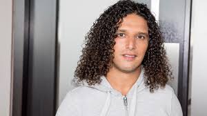 1) the dutch rapper 2) the british dj 1. Hoe Rijk Is Ali B Bekende Buren