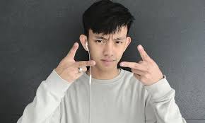 Sabar is a 2017 malaysian song. Lirik Lagu Bidadari Ismail Izzani Azhan Co