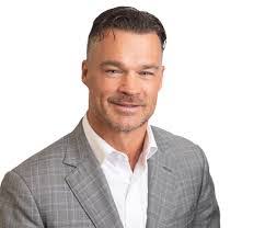 Brad Knudsen's Instagram, Twitter & Facebook