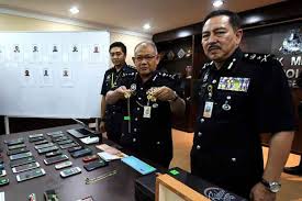 Amanat ketua polis negeri sembilan untuk memastikan semua pihak mematuhi pkp di masa malaysia dan dunia sedang berperang dengan penyakit corona virus covid19. Polis N Sembilan Tumpaskan Geng 36 Utusan Borneo Online