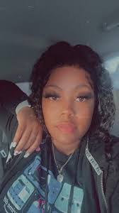 Kelisha Smith's Instagram, Twitter & Facebook