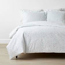 Unlike many comforters, most duvet covers are machine washable and they can easily be swapped out without having to splurge on an entirely new comforter or quilt. Duvet Covers The Company Store