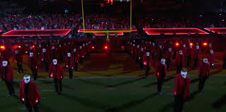The weeknd's super bowl lv halftime show underwhelms viewers. The Weeknd S Super Bowl Performance Is New Meme Of 2021