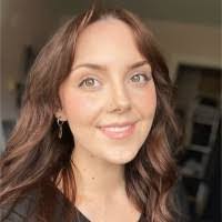 Karin Fahey's Instagram, Twitter & Facebook