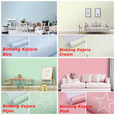 Selain itu, selalu pilih wallpaper berwarna terang seperti warna putih, kuning atau biru muda atau hijau muda. Harga Wallpaper Dinding Hijau Terbaik Dekorasi Perlengkapan Rumah Mei 2021 Shopee Indonesia