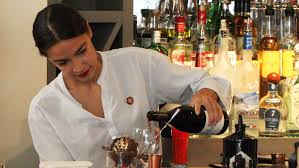 Opinion The 15 Minimum Wage Was Supposed To Hurt New York City Restaurants But Both Revenue And Employment Are Up Marketwatch