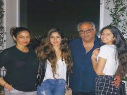 Sridevi Family Photos Candid Pictures Of The Diva With Her Family Subscribe to our channel for more updates on tamil cinema. sridevi family photos candid pictures