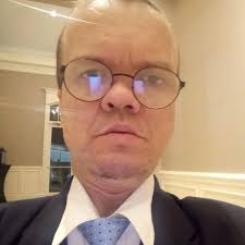 amanda kathryn 33 On Threads