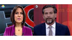 A haber'in hangi kadın sunucusu iş başvurusunda askerliğimi yapıp turkuvaz grubu'nun, 24 saat canlı yayın yapan haber kanalı a haber, geçtiğimiz pazartesi yayına. Iki Ayri Cift Dort Ayri Kanalda Ana Haber Sunuyor