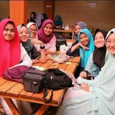 View the profiles of people named kayla nadira zamzam. Kayla Nadira Cut Almi Posts Facebook