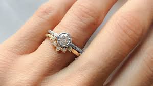 How to wear wedding & engagement ring set. Do Wedding And Engagement Rings Have To Be The Same Metal Lebrusan Studio