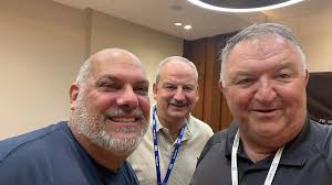 Greetings from Pinnacle: Bruce Evans, Rob Lawrence, Chris Cebollero