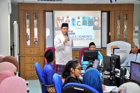 Permohonan kolej komuniti 2021 online (sesi jun & disember). Majubersama On Twitter Santuni Warga Kolej Komuniti Seberang Jaya Pengisian Tazkirah Sentuh Ganjaran 10 Malam Terakhir Ramadhan Perbincangan Saya Dengan N Izzah Selaku Ap Permatang Pauh Beliau Telah Setuju Utk Dilantik Penasihat Kpd