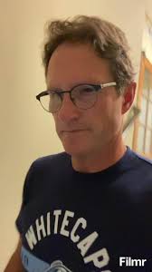 is this the year you finally dive into a @brandsanderson book?? 👀 you  won't regret it, we promise 🥹