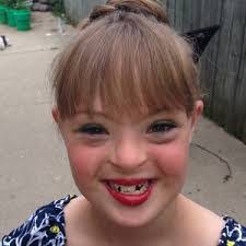 Amber Stetler's Instagram, Twitter & Facebook