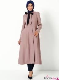 Modanisa Koyu Toz Pembe Tesettur Pardesu Modelleri Kadinlive Com Basortusu Modasi Moda Stilleri Pembe