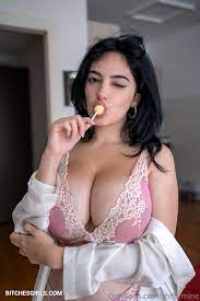 Shiftymine_Of Nude Thicc - Sofia Mina Delle Cave Nsfw Photos Cosplay