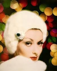 Stella Oakes's Instagram, Twitter & Facebook