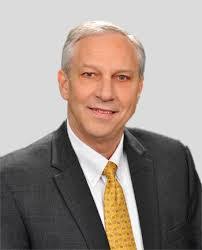 Kim Carpentier's Instagram, Twitter & Facebook