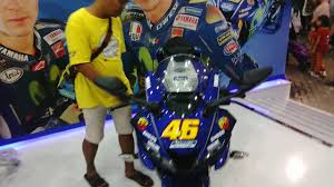 Born 16 february 1979) is an italian professional motorcycle road racer and multiple time motogp world champion. Yamaha R15 Valentino Rossi Youtube