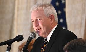 Danbury's Ricky Shook receives Gold Key from state sportswriters