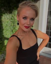 A true fan of mine wouldn't miss this, don't walk away without texting me  fans, I love you all ❤️ #ShortlandStreet