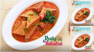 Padahal sebenarnya indonesia punya banyak olahan gulai yang sangat menggugah instagram.com/lily.catering. Resep Gulai Tahu Goreng Ala Rudy Choirudin