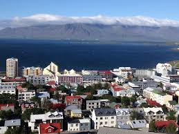 Plus ca e un oras foarte bine dezvoltat. Reykjavik Islanda 10 1 Cele Mai Curate Orase Din Lume Capitala Padurii Negre Si Venetia Nordului In Top