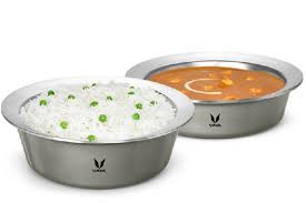 Set out the beef in the slow cooker on warm, along with tortillas, bowls of shredded cheese, salsa, sour cream, and chopped lettuce, jalapenos, onions and tomatoes. 10 Tips To Host A Perfect At Home Dinner Party Vaya