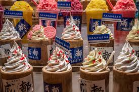 Rainbow of ice-creams an eye-catching sight in Chengdu