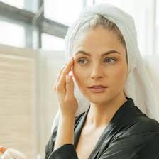 Study Highlights Gender Disparities in Treatment Outcomes for Skin Diseases 